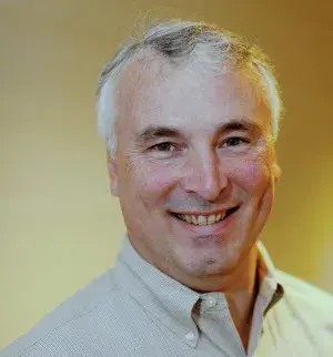 portrait of Ken Scalet